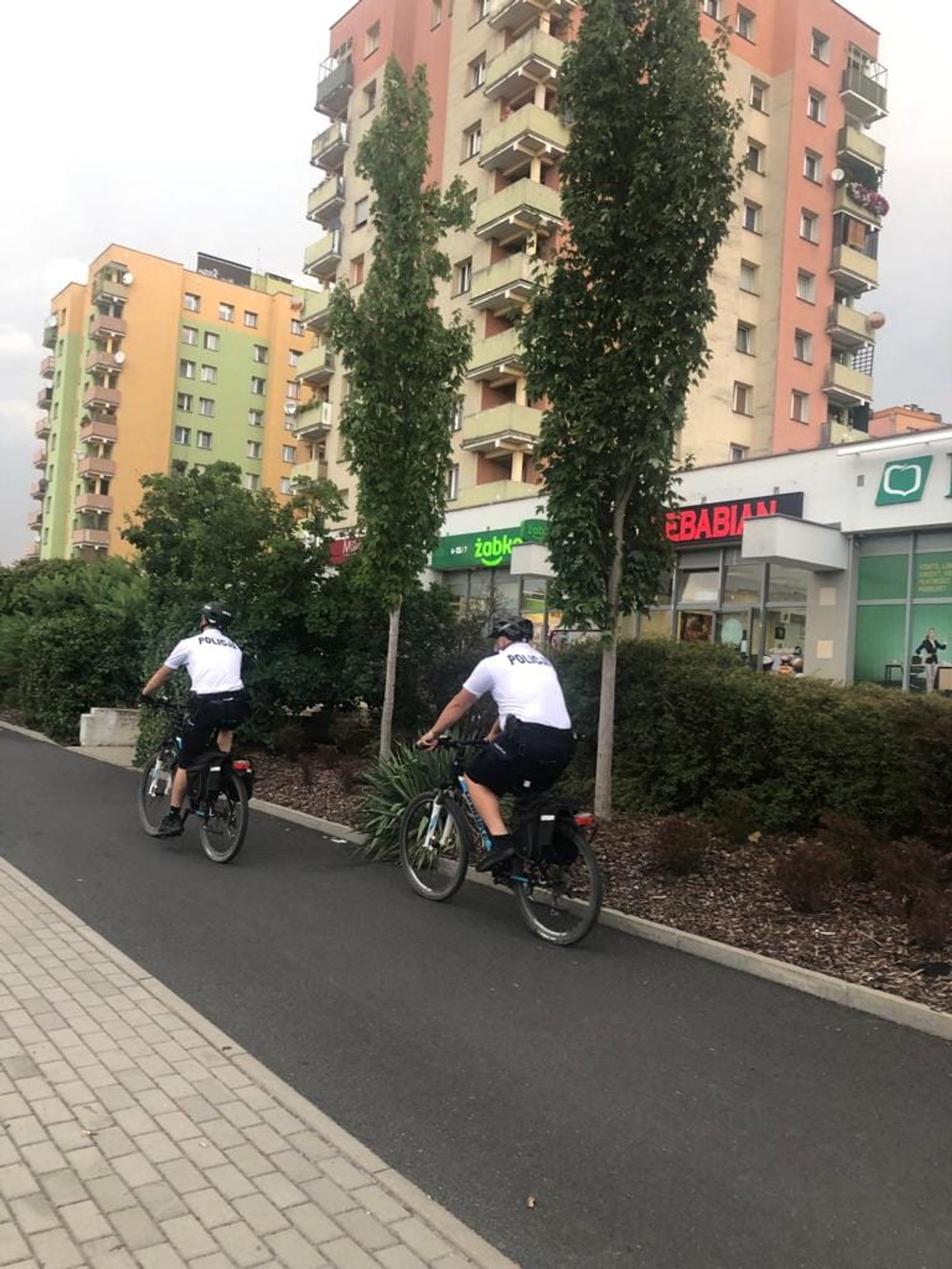 Mundurowi Nie Tylko W Radiowozach Jedno Lady To Strza W Dziesi Tk