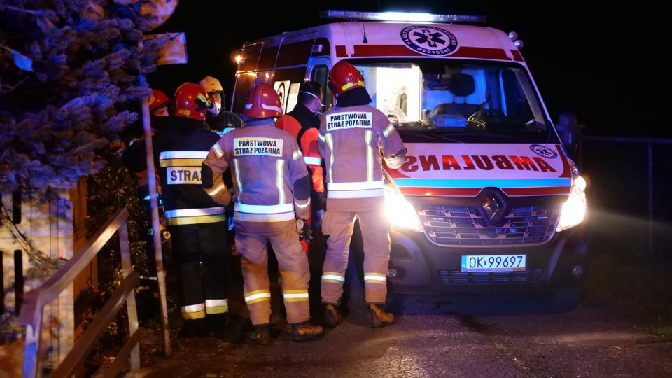 W Jakich Okolicznościach Ania Złamała Nogę Staruszka wpadła do cieku wodnego i złamała nogę. Interweniowały służby