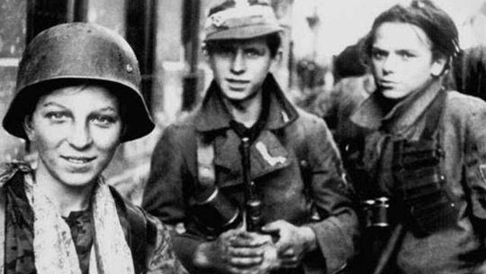 1 sierpnia syreny zawyją w 77. rocznicę wybuchu powstania warszawskiego