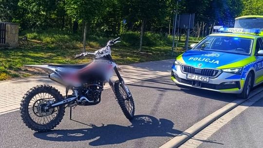 18-letni motocyklista zbiegł z miejsca zdarzenia, zostawiając ciężko rannego pasażera 18-letni motocyklista zbiegł z miejsca zdarzenia, zostawiając ciężko rannego pasażera