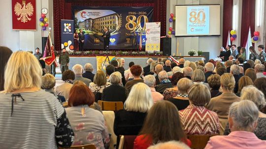 80 lat historii, tysiące wspomnień. Wielki jubileusz szkoły w Sławięcicach. ZDJĘCIA
