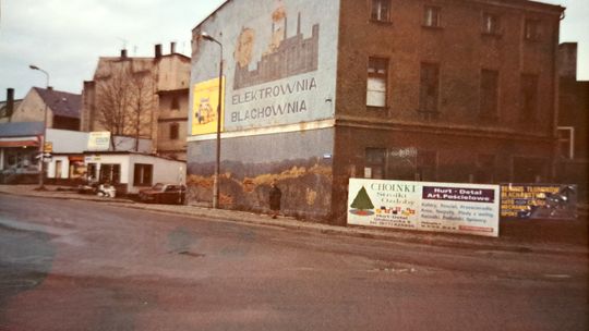 Archiwalna fotka z 1997 roku. Wykonana wkrótce po kataklizmie