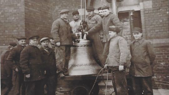 Archiwalne zdjęcia kozielskiej parafianki z 1959 roku. To prawdziwe perełki Archiwalne zdjęcia kozielskiej parafianki z 1959 roku. To prawdziwe perełki