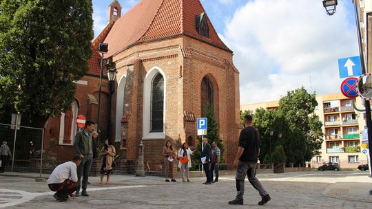 Ulica Złotnicza na os. Stare Miasto znów błyszczy