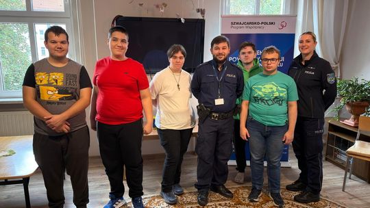 Bezpieczeństwo zaczyna się od wiedzy – policjanci spotkali się z uczniami