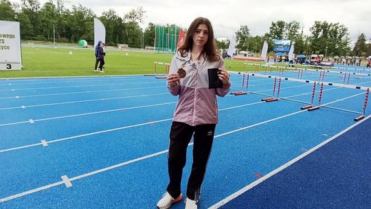 Brąz dla Marty Tomanek na Mistrzostwach Krajowego Zrzeszenia LZS w lekkoatletyce. ZDJĘCIA