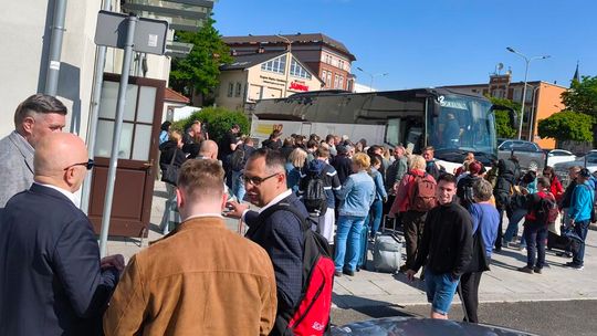 Chcieli jechać pociągiem, pojechali autobusem. Konferencja o Magistrali Podsudeckiej