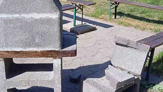 Chuligani przypomnieli o swoim istnieniu w gminie Reńska Wieś