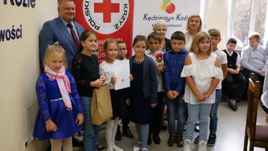 Ciepłe posiłki i edukacja za miedziaki w akcji "Gorączka Złota" Ciepłe posiłki i edukacja za miedziaki w akcji "Gorączka Złota"