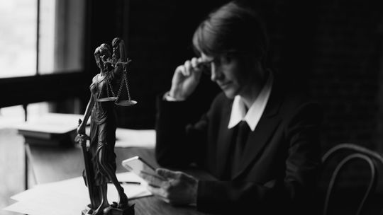 Co oznaczają najbardziej popularne prawnicze pojęcia? Co oznaczają najbardziej popularne prawnicze pojęcia?