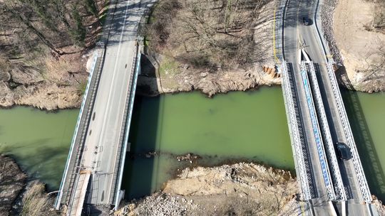 Czas na DK45 wraz z przeprawą przez Odrę. Na przejazd wyremontowanym odcinkiem jeszcze poczekamy Czas na DK45 wraz z przeprawą przez Odrę. Na przejazd wyremontowanym odcinkiem jeszcze poczekamy