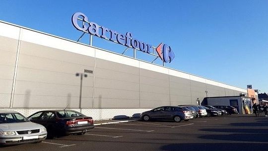 Czy Carrefour podzieli los Tesco i zniknie z polskiego rynku?