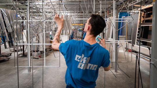 Eko-Okna zaprzeczają, że zwolnią 50 procent załogi. Oficjalny komunikat firmy