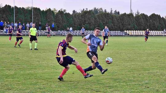 Derby gminy Cisek. Dwa gole Witki dały wygraną. ZDJĘCIA