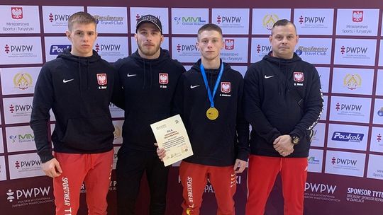 Dobry występ zapaśników UKS-u Olimpijczyk w Pucharze Polski