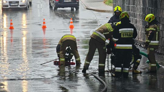 Droga pod wiaduktem w Kłodnicy znowu nieprzejezdna