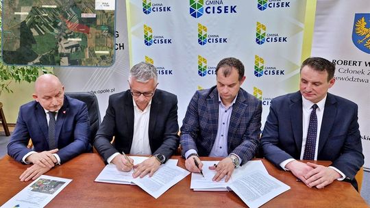 DW 421 do rozbudowy. Powstanie także obwodnica Błażejowic i Łanów. ZDJĘCIA