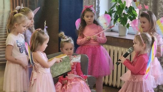 Dzieci świętowały Dzień Życzliwości w Przedszkolu pod Topolą