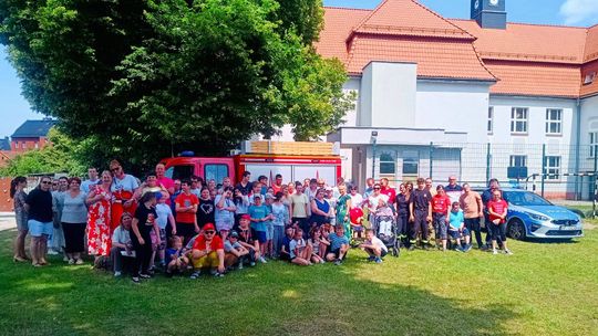 Dzielnicowi nie próżnują i aktywnie odwiedzają szkoły oraz przedszkola. ZDJĘCIA