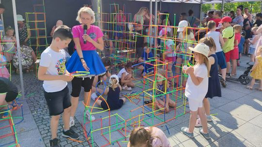 Dzień Dziecka na kozielskim rynku. Zdjęcia