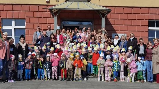 Dzień jak każdy, a jednak inny. Przedszkolaki z wizytą w urzędzie gminy