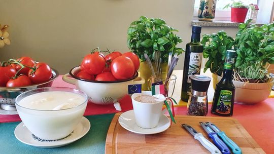 Dzień włoski w Domu Dziennego Pobytu nr 5 w Kędzierzynie-Koźlu