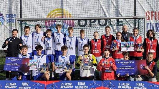 Dziewczęta i chłopcy z PSP nr 9 jadą do Warszawy by zagrać na Stadionie Narodowym Dziewczęta i chłopcy z PSP nr 9 jadą do Warszawy by zagrać na Stadionie Narodowym