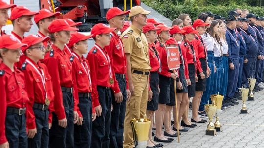 Dziewczyny z OSP Miejsce Odrzańskie zbierają zasłużone laury