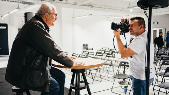 Ekspresowe zdjęcia do dokumentów oraz sesje biznesowe - profesjonalny fotograf w Kędzierzynie-Koźlu