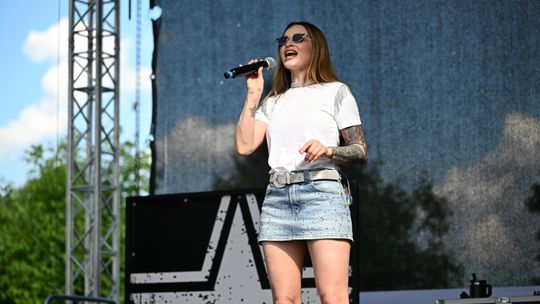 Ewelina Lisowska wystąpiła na stadionie w Koźlu. ZDJĘCIA