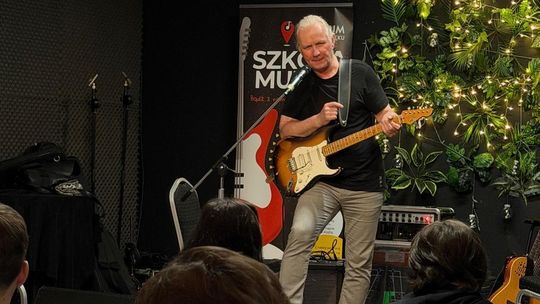 Gitarowe warsztaty z legendą