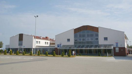 Gmina Polska Cerekiew ogłasza przetarg na najem pomieszczeń w GOSiR w Zakrzowie