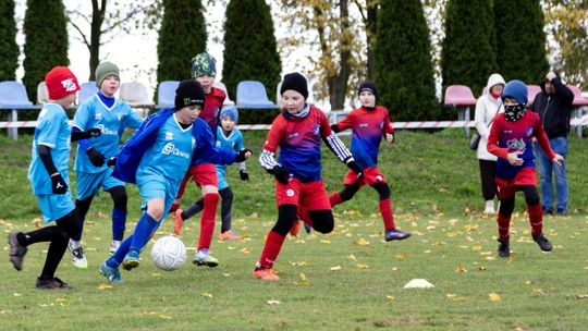 Gościęcin gospodarzem etapu powiatowego dziecięcego turnieju "Bawi nas piłka". ZDJĘCIA