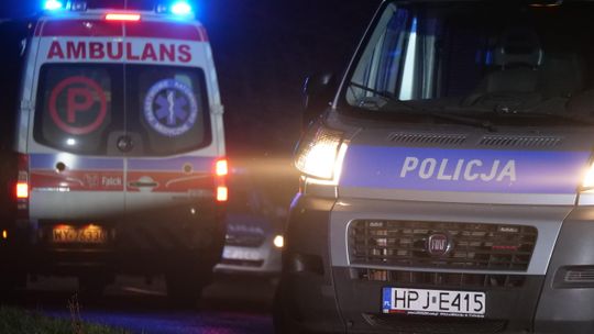 Groźne zdarzenie na przejściu dla pieszych. 21-latek potrącił 60-letnią kobietę