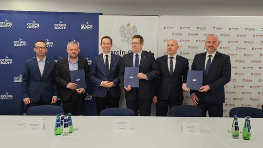 Grupa Azoty ZAK i KGHM podpisały umowę w sprawie budowy szlaku transportowego Grupa Azoty ZAK i KGHM podpisały umowę w sprawie budowy szlaku transportowego