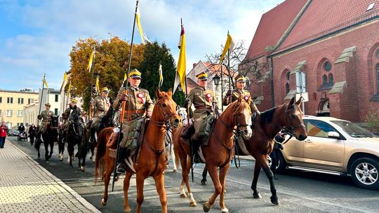 Inauguracja Tygodnia Patriotycznego w iście ułańskim stylu. ZDJĘCIA Inauguracja Tygodnia Patriotycznego w iście ułańskim stylu. ZDJĘCIA