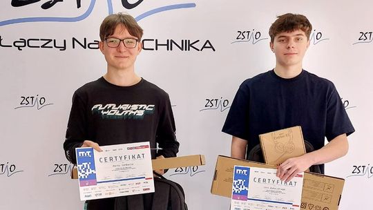 Informatycy ZSTiO nagrodzeni w Ogólnopolskich Mistrzostwach IT
