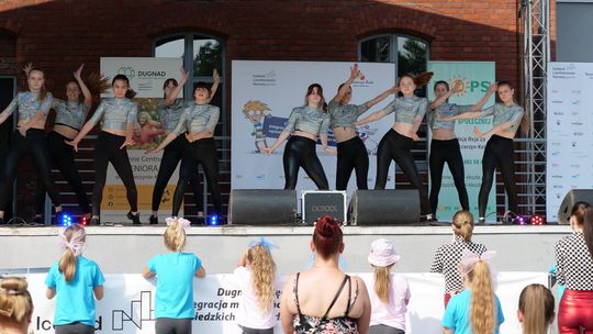 Integracyjne powitanie lata na kozielskiej wyspie. ZDJĘCIA