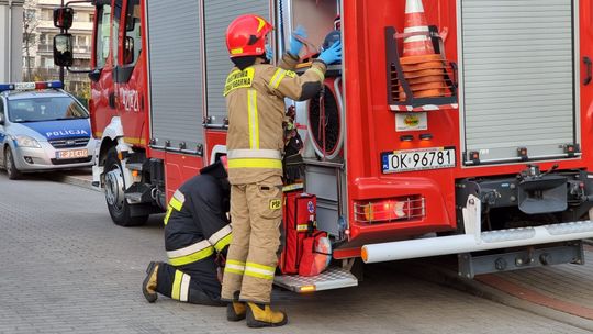 Interwencja służb ratunkowych. Mężczyzna nie żył od kilku dni