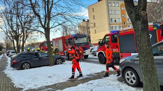 Interwencja służb w jednym z bloków przy ulicy Piastowskiej Interwencja służb w jednym z bloków przy ulicy Piastowskiej