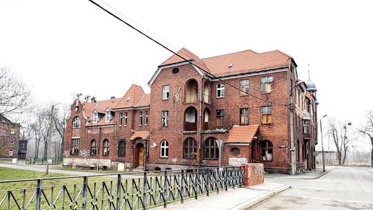Inwestor zrezygnował, ale rewitalizacja kamienicy w Koźlu Porcie wciąż jest możliwa