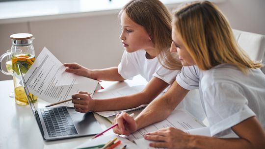 Jak dbać o dobrostan dzieci w wieku nastoletnim?