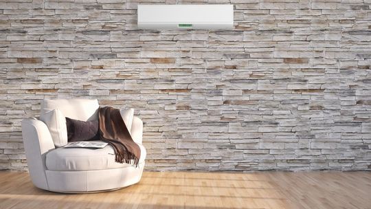 Jak wybrać klimatyzator ścienny do mieszkania?