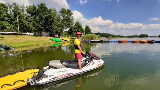 Już w sobotę ratownicy WOPR rozpoczynają pracę na akwenie Dębowa. ZDJĘCIA