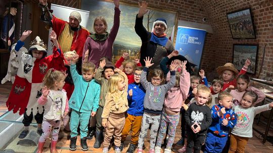 Każdy mógł przenieść się w czasy rycerzy, poznając ich zwyczaje i uzbrojenie. ZDJĘCIA Każdy mógł przenieść się w czasy rycerzy, poznając ich zwyczaje i uzbrojenie. ZDJĘCIA