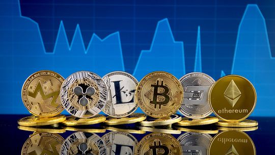 Kędzierzynianin stracił kilkaset tysięcy złotych inwestując w kryptowaluty