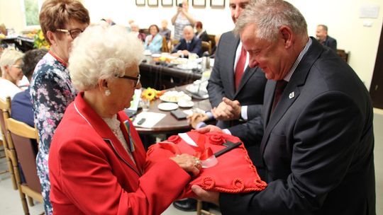 Kędzierzyńsko-kozielscy seniorzy przejęli kontrolę nad miastem. ZDJĘCIA