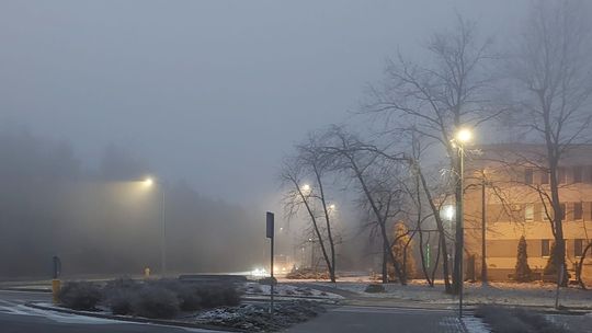 Kiepska widoczność na drogach. Zachowajmy ostrożność