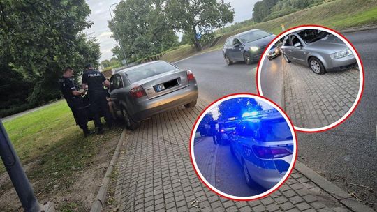 Kierowca Audi jechał za szybko. Wypadł na łuku drogi i zakończył podróż na chodniku