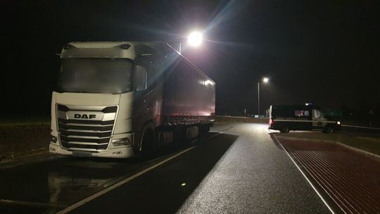 Pił piwo podczas jazdy. Wydmuchał prawie 2 promile alkoholu